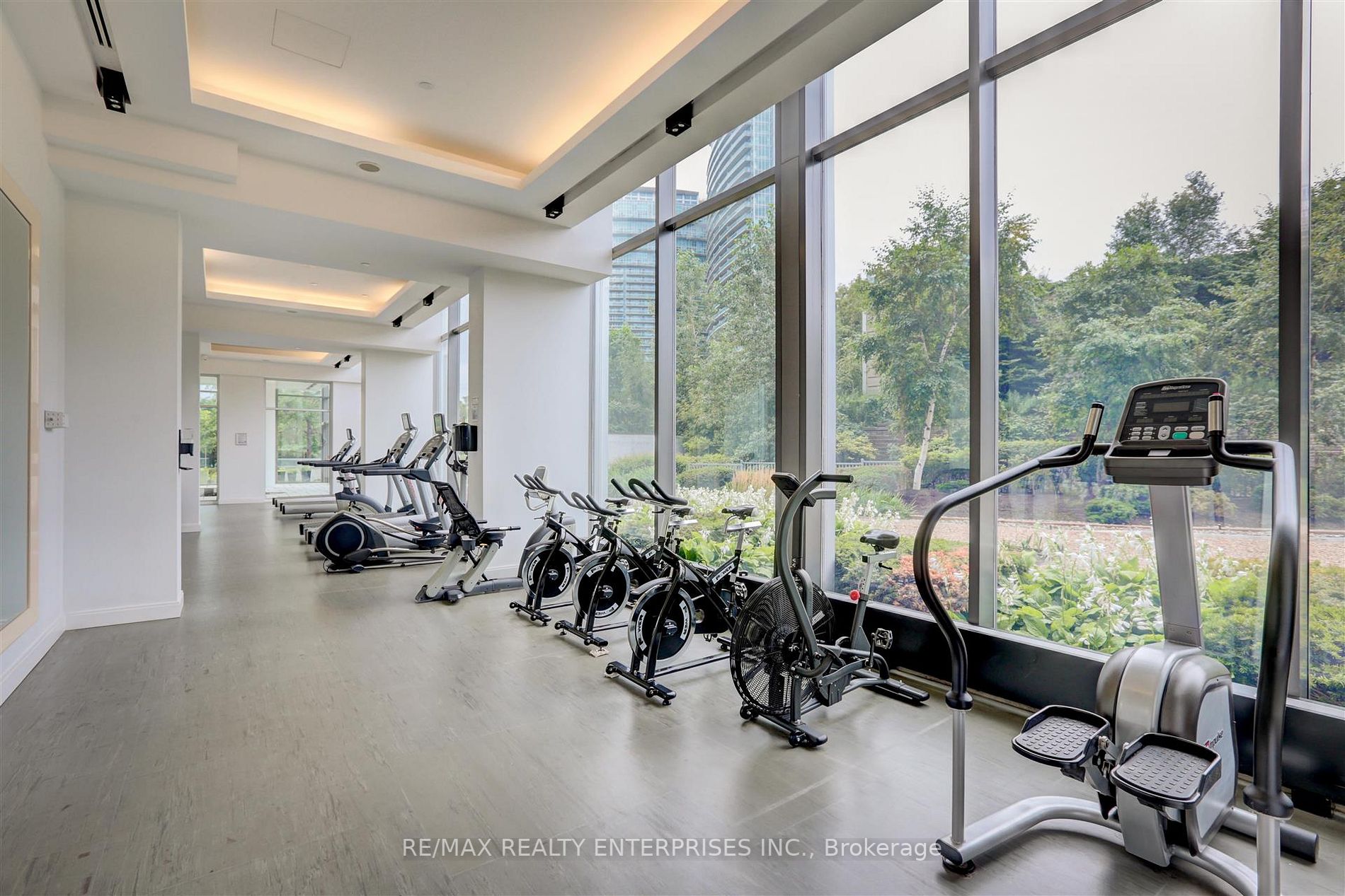 90 Park Lawn Rd, #2203