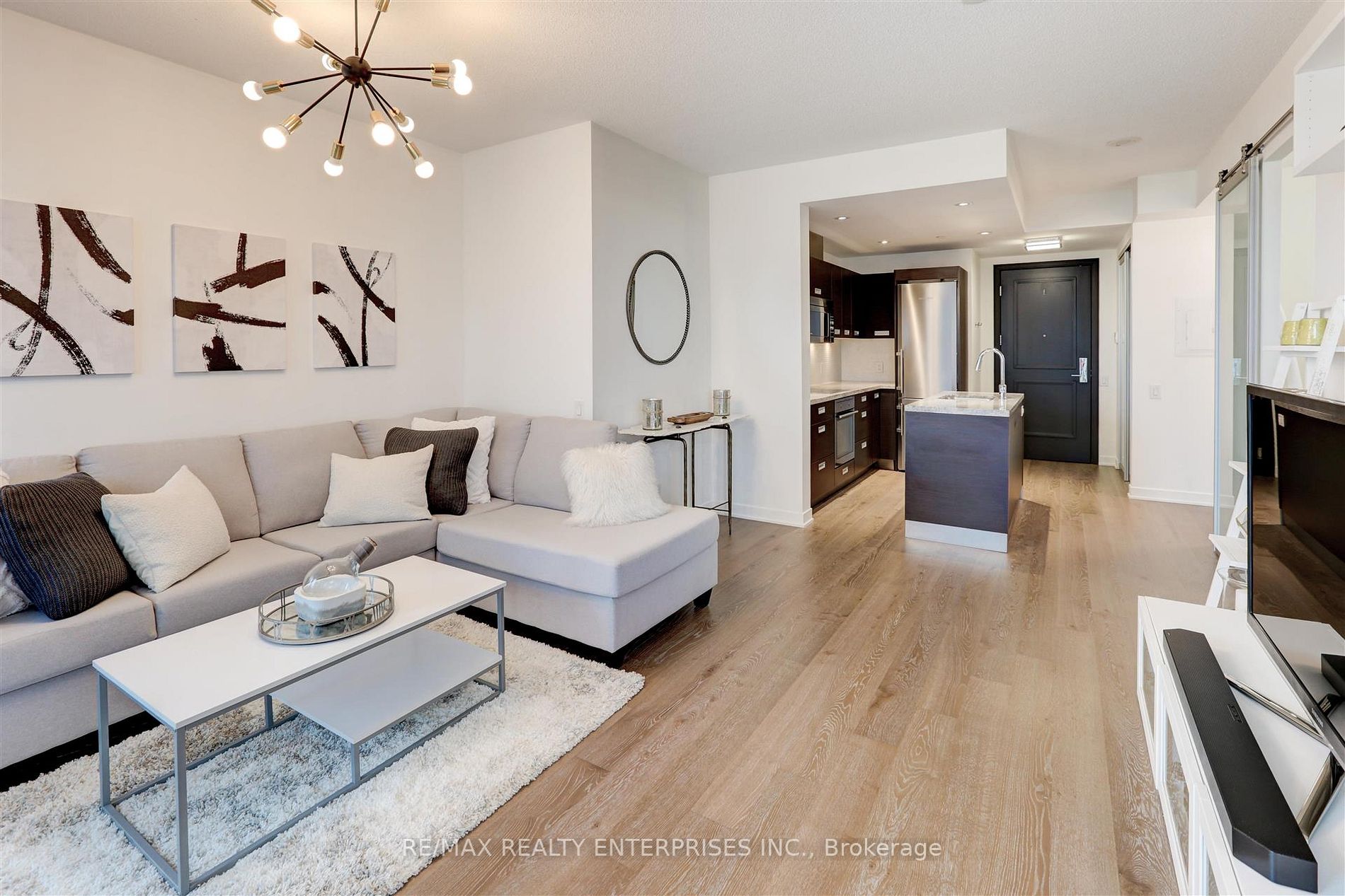 90 Park Lawn Rd, #2203
