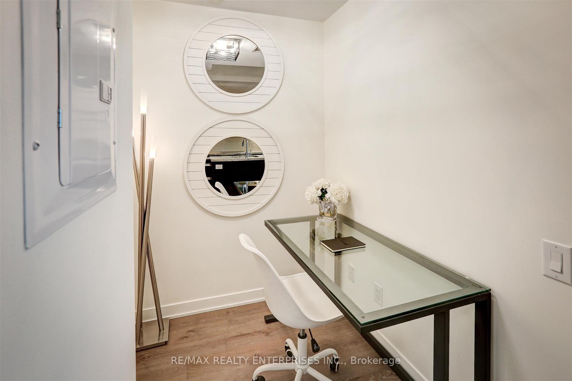 90 Park Lawn Rd, #2203