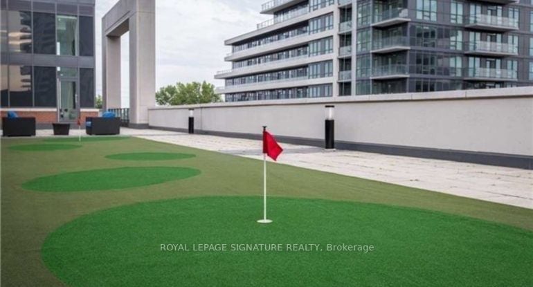 2220 Lake Shore Blvd W, #401