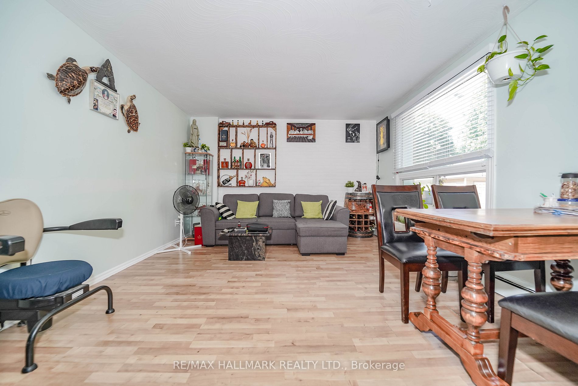 1195 Lakeshore Rd E