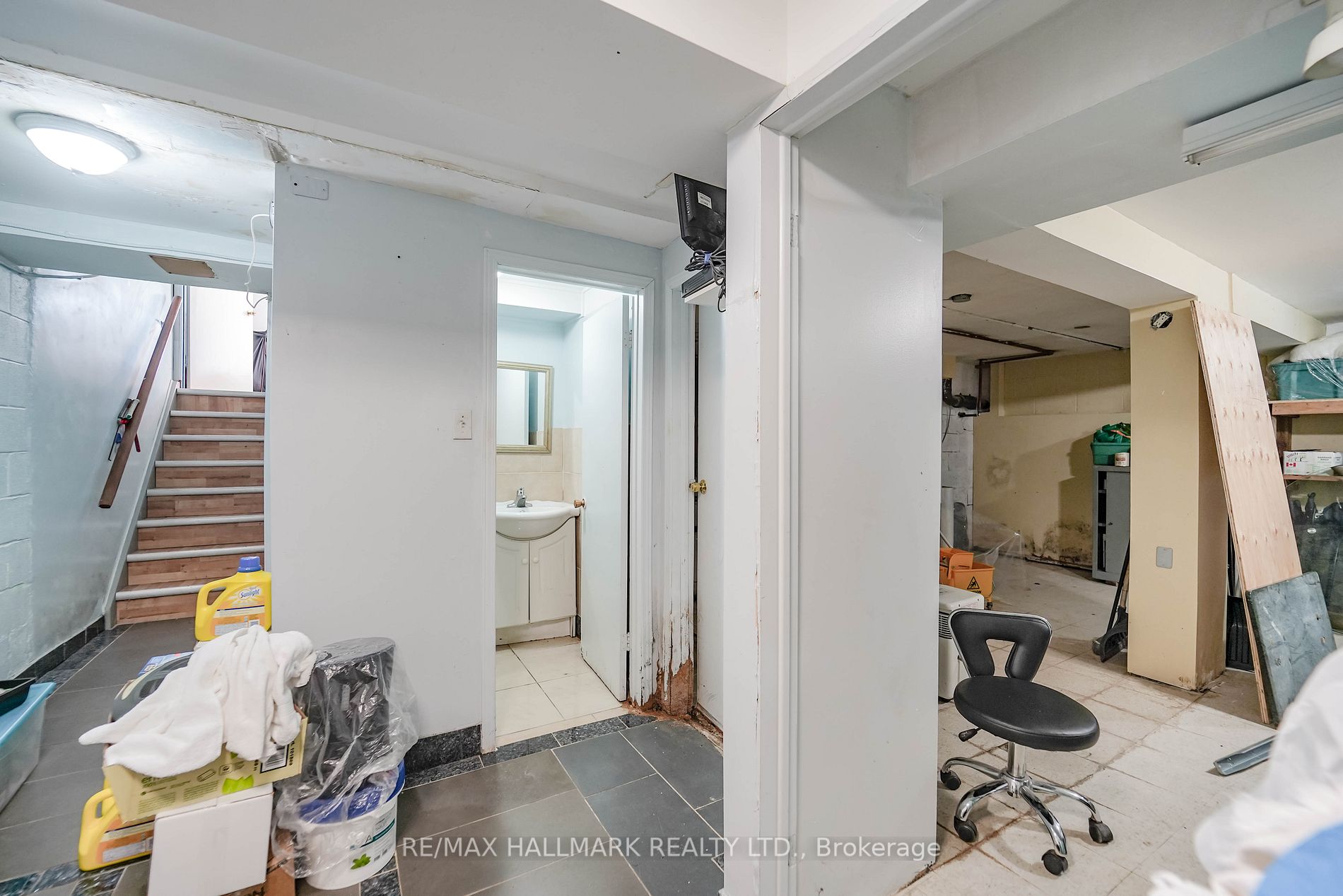 1195 Lakeshore Rd E