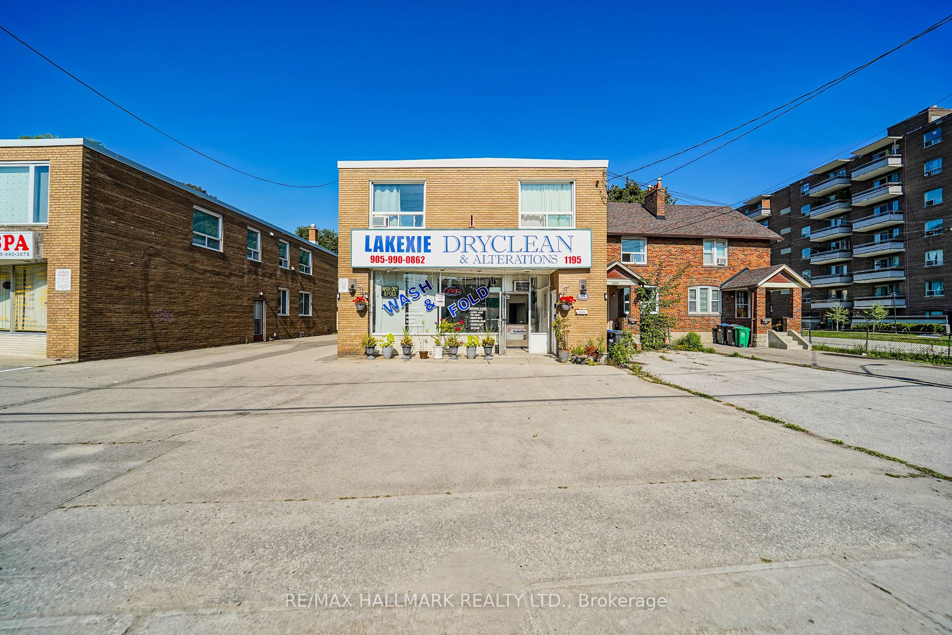 1195 Lakeshore Rd E