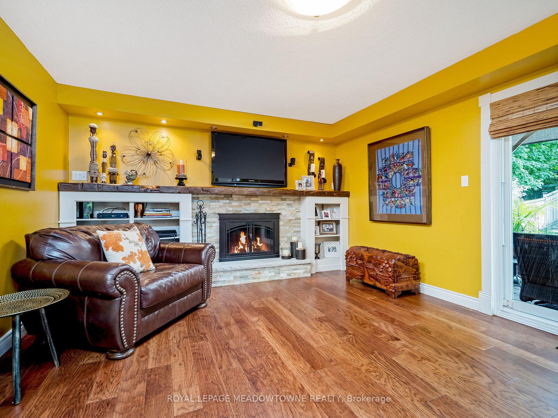 24 Hillside Dr