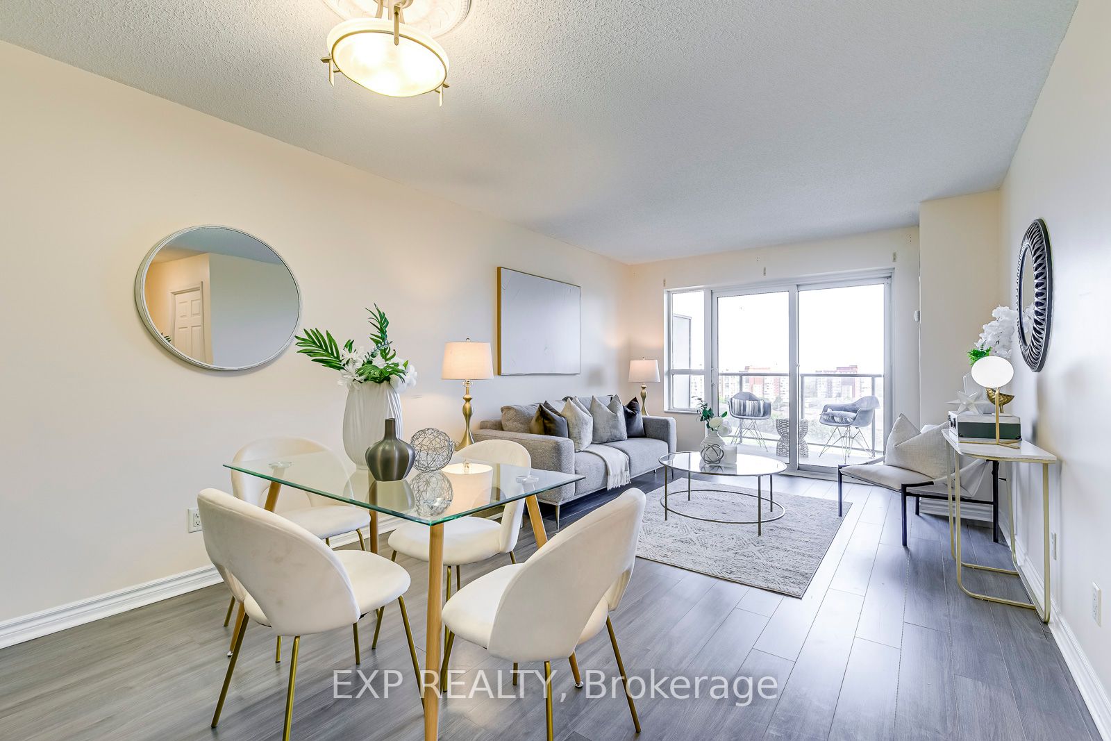 25 Kingsbridge Garden Circ, #1216