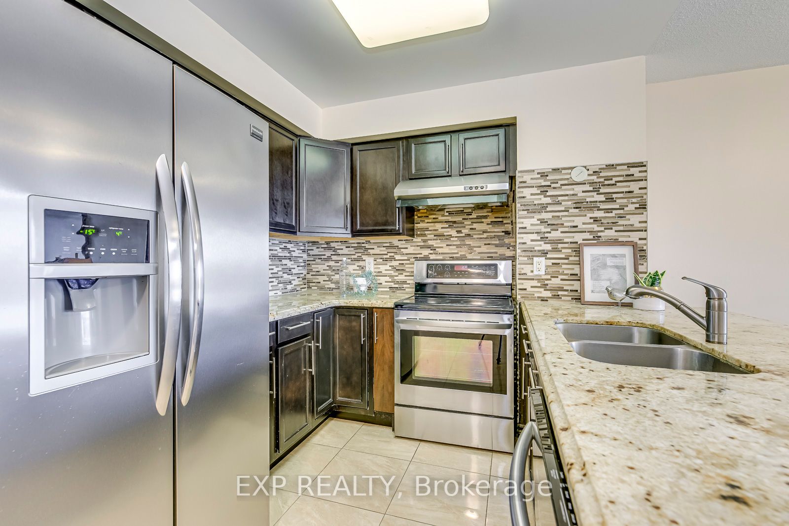 25 Kingsbridge Garden Circ, #1216