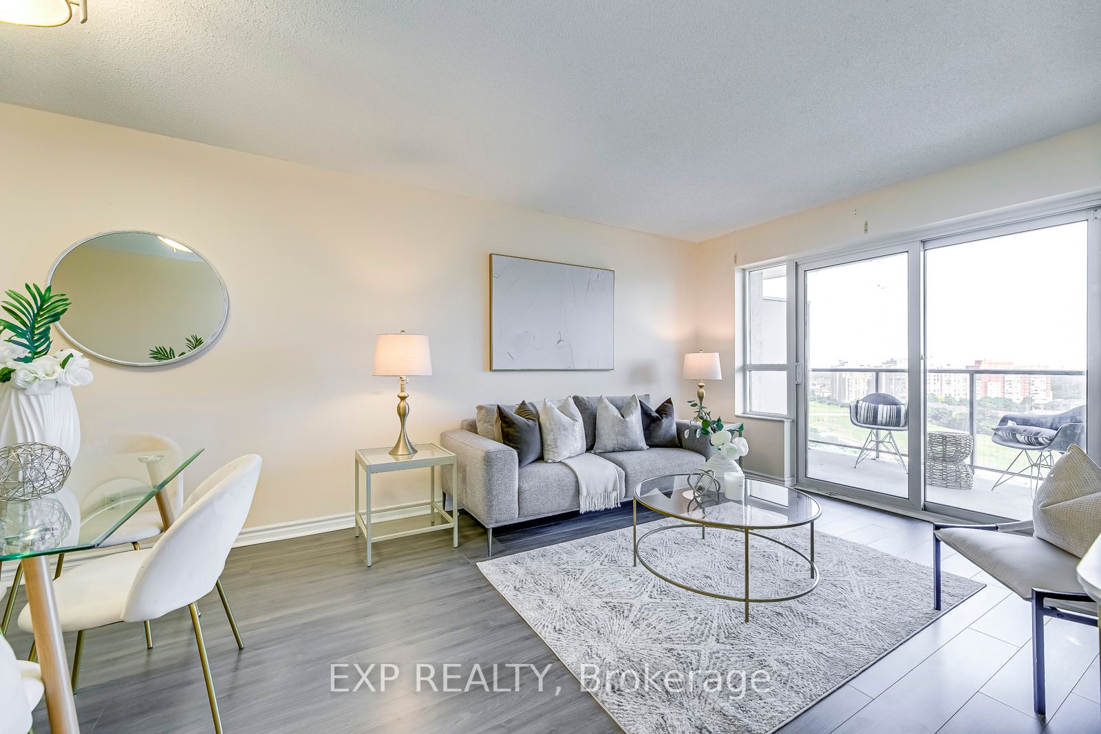 25 Kingsbridge Garden Circ, #1216