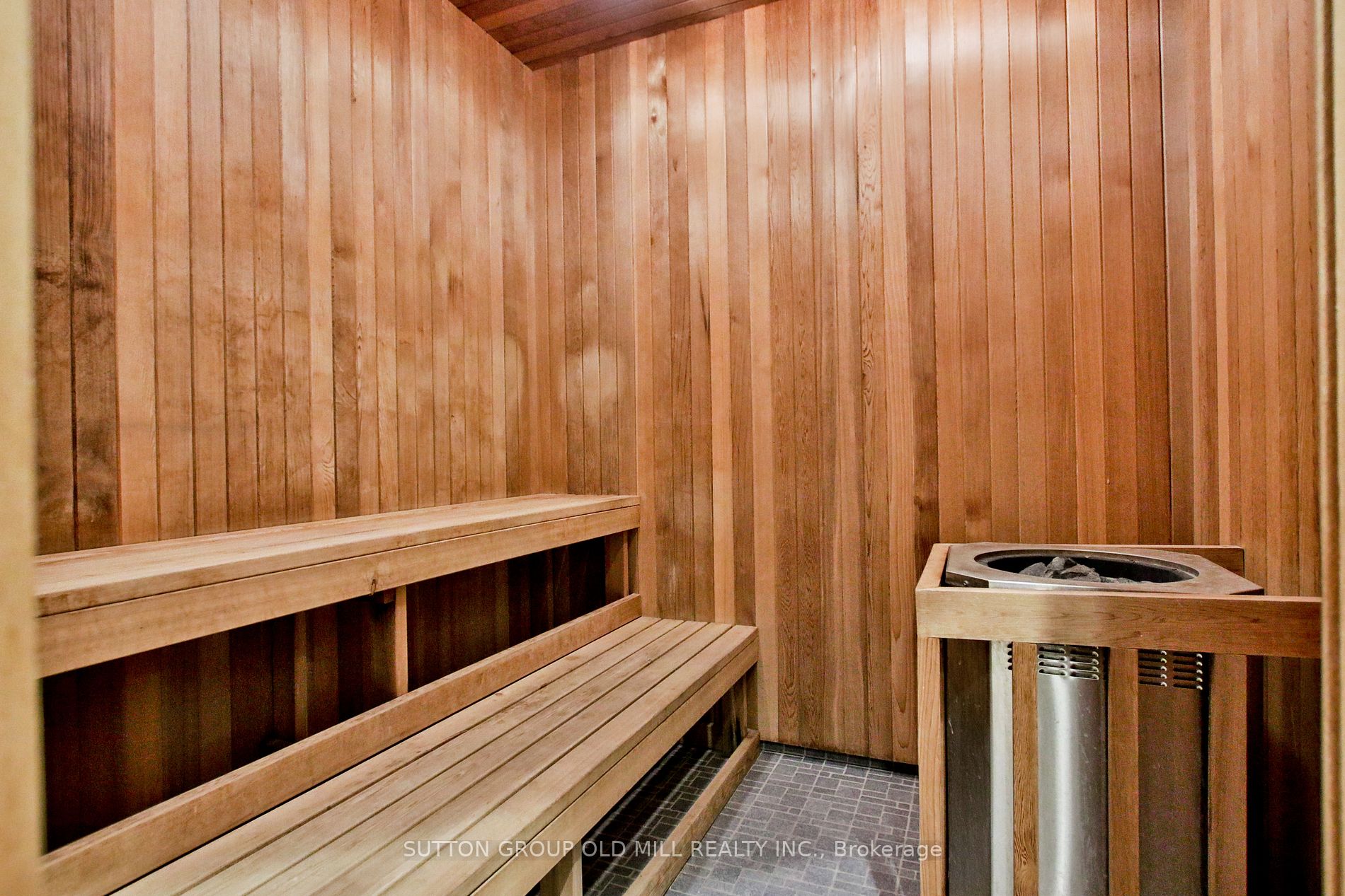 1135 Royal York Rd, #917