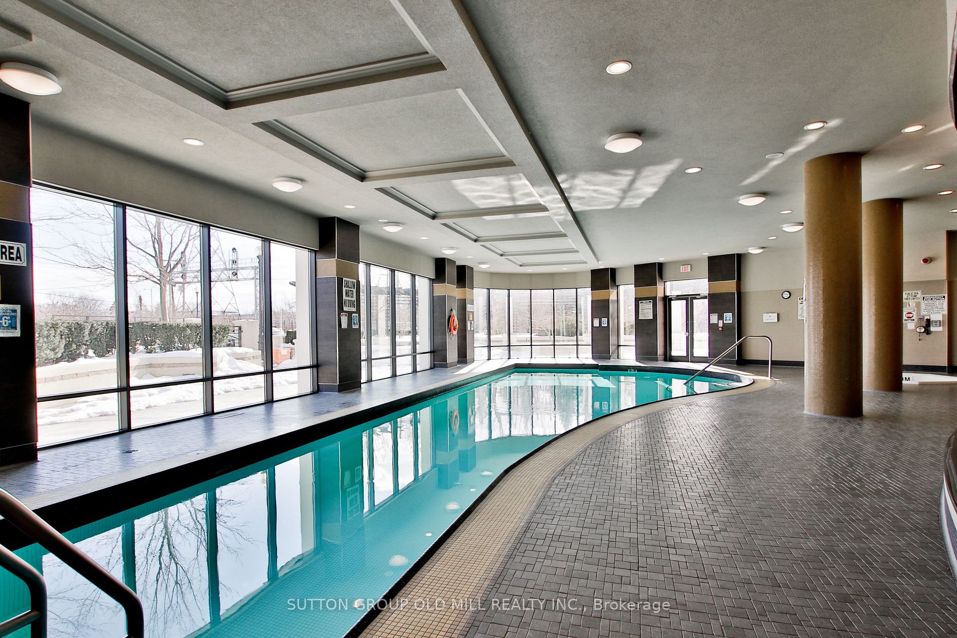 1135 Royal York Rd, #917