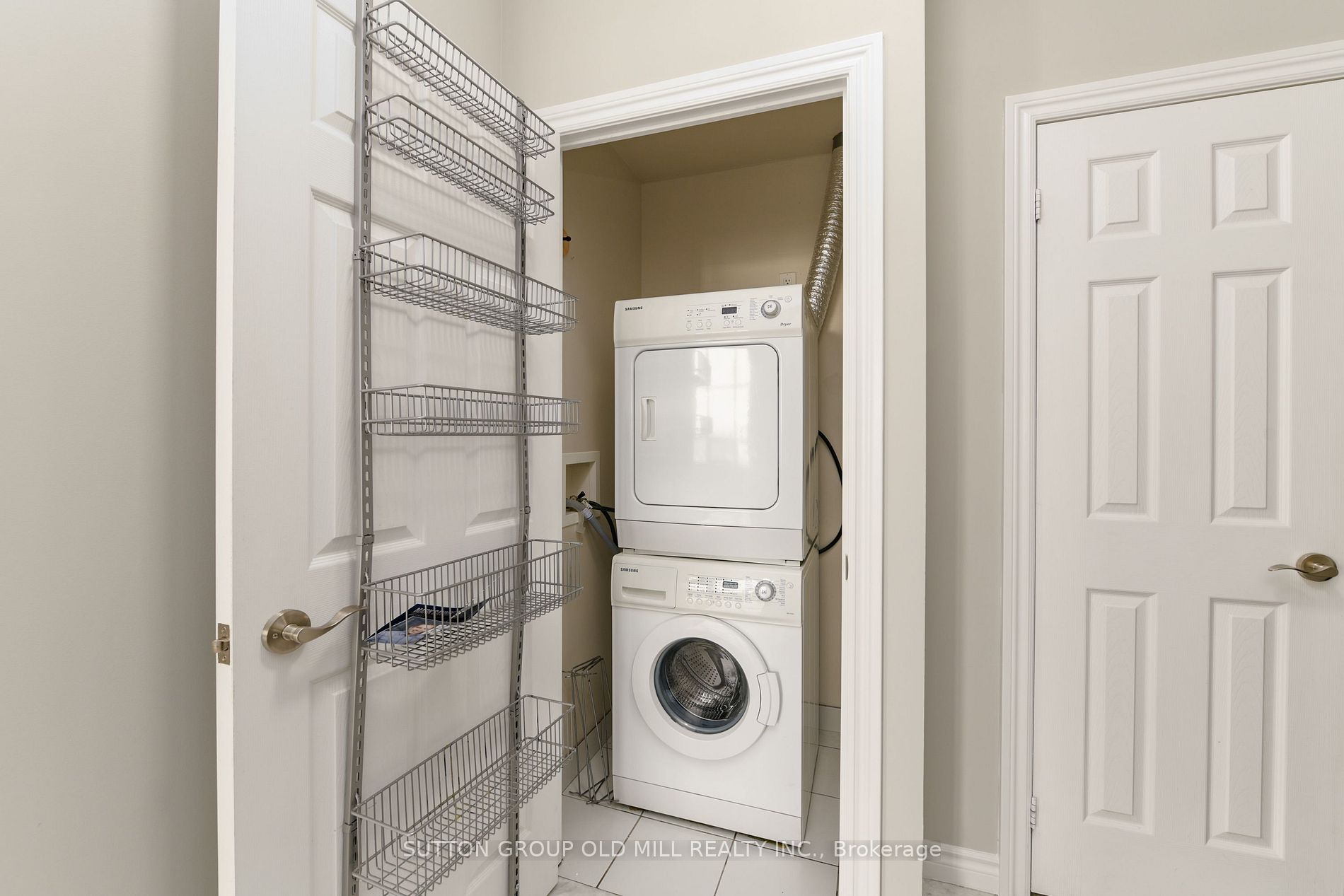 1135 Royal York Rd, #917