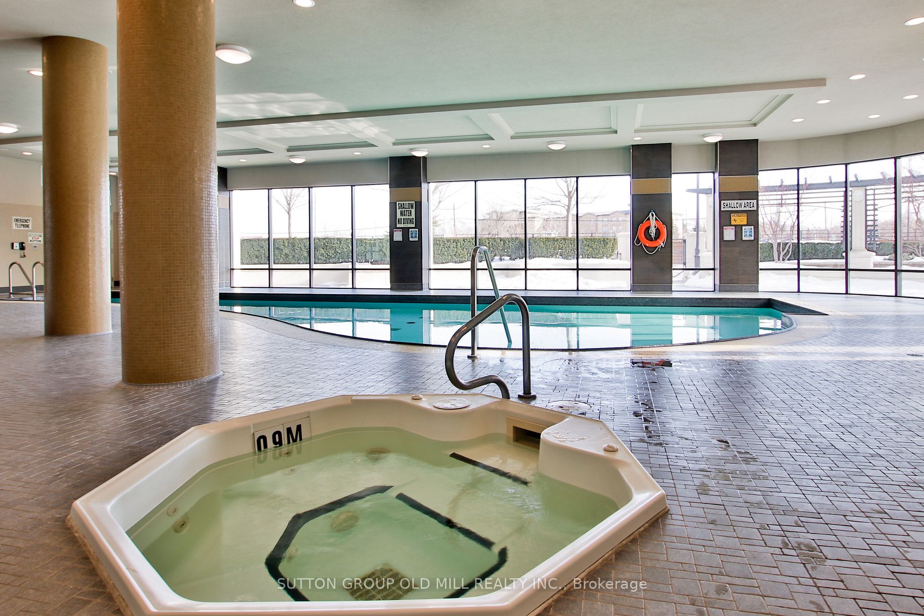 1135 Royal York Rd, #917