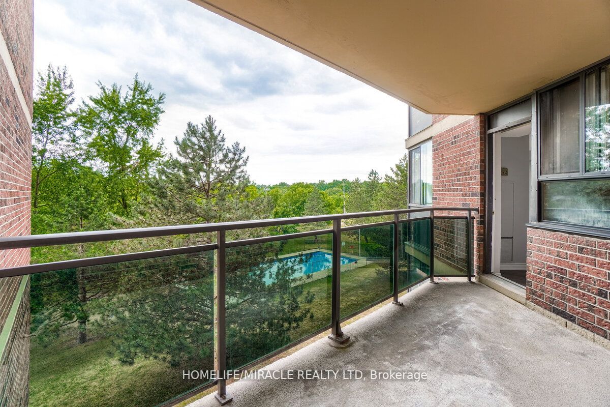 234 Albion Rd, #301