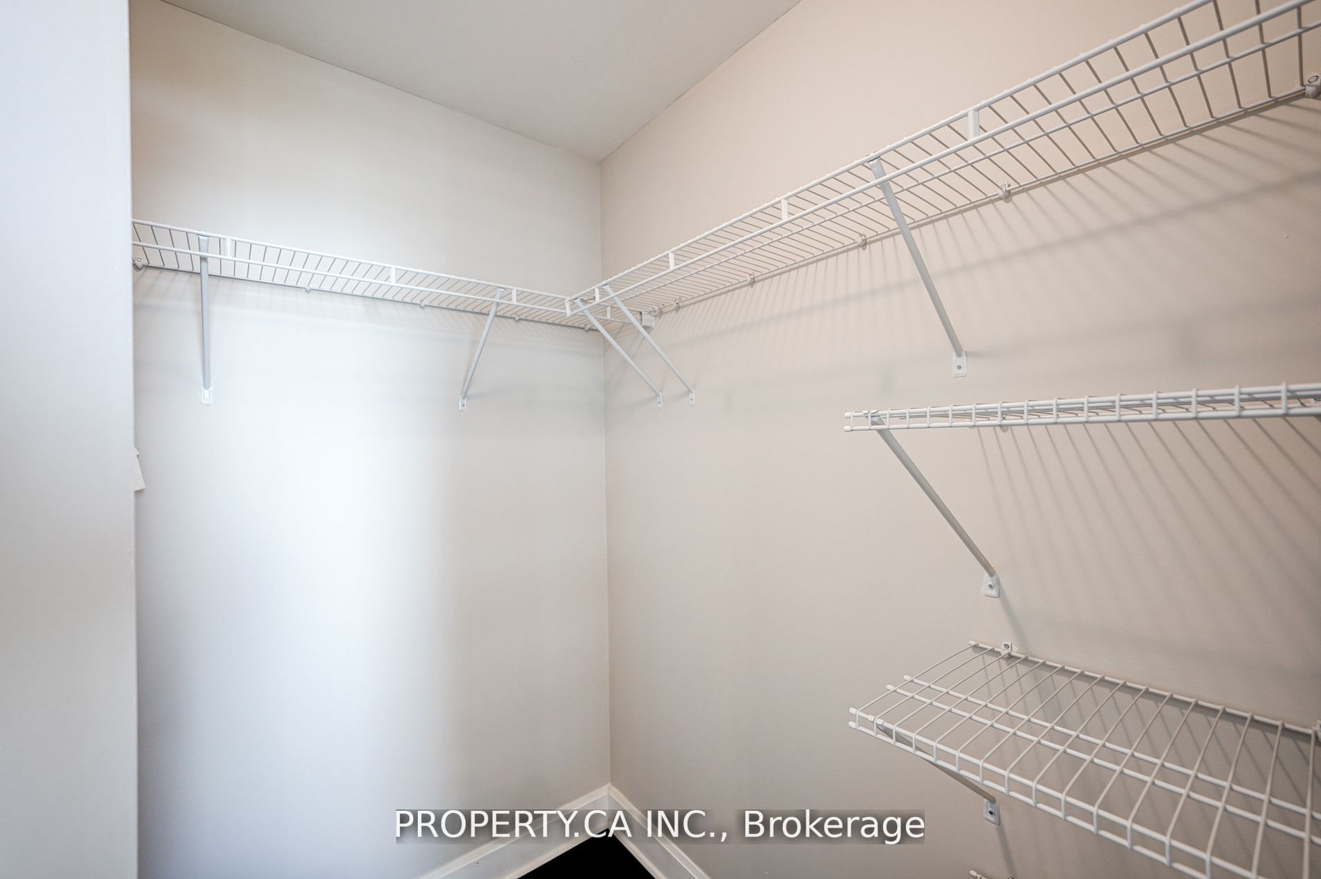 33 Shore Breeze Dr, #2501