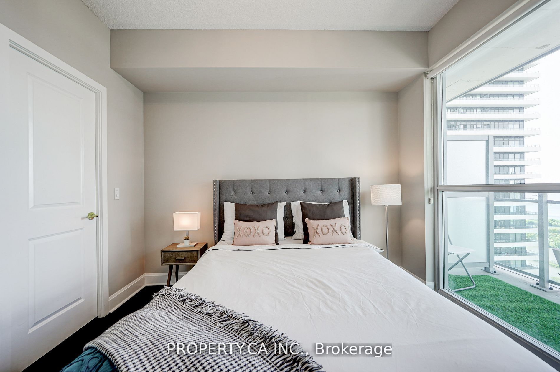 33 Shore Breeze Dr, #2501