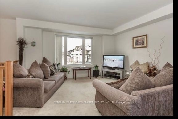 1 Beckenrose Court, #13