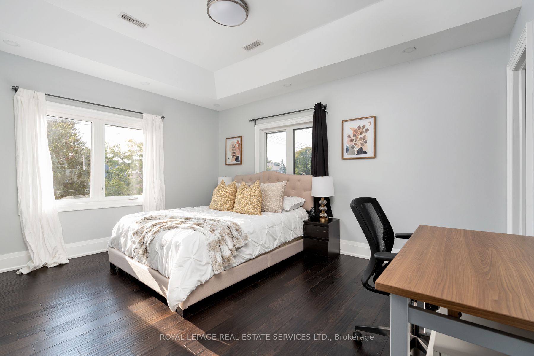 233 Park Lawn Rd