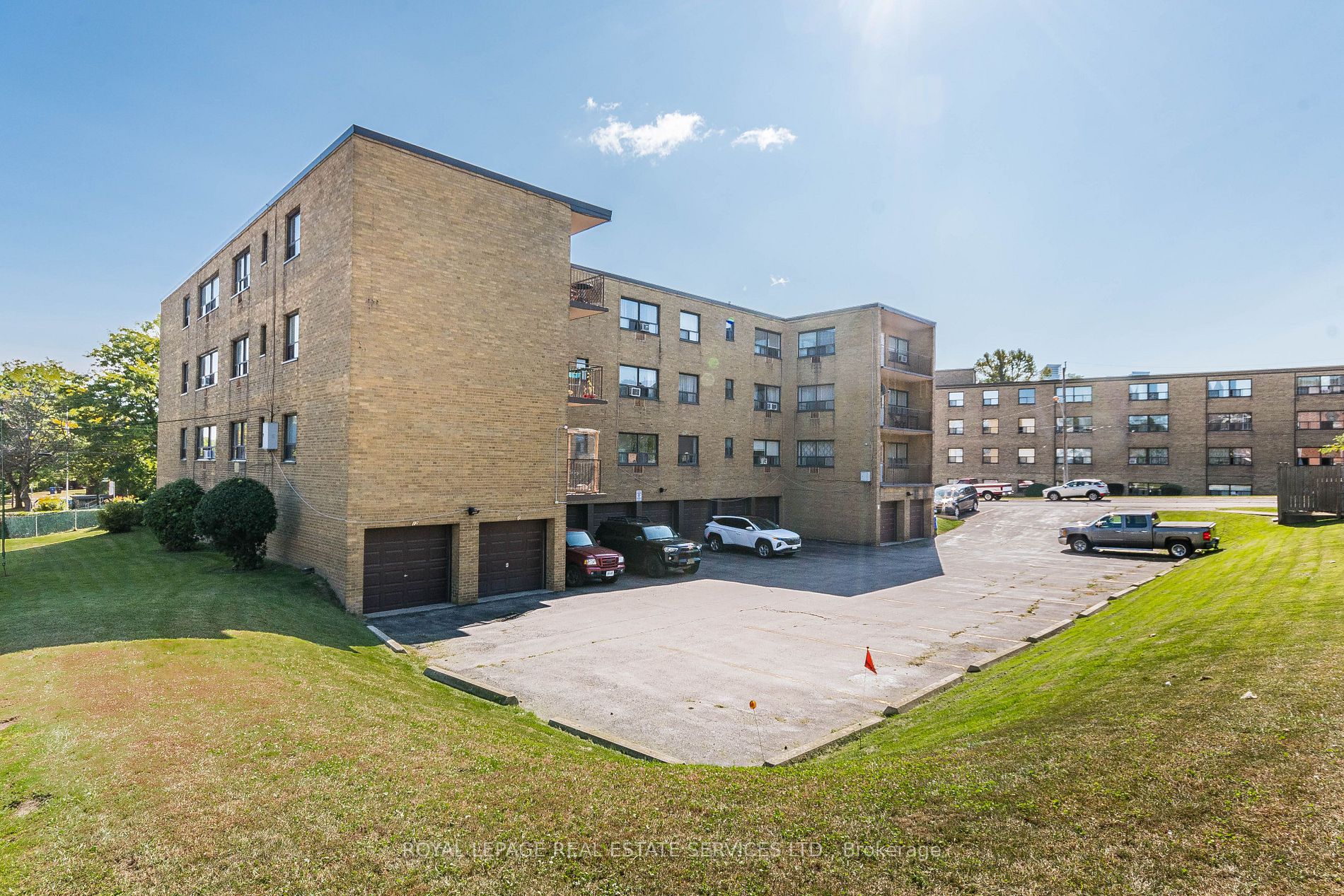 65 Cloverhill Rd