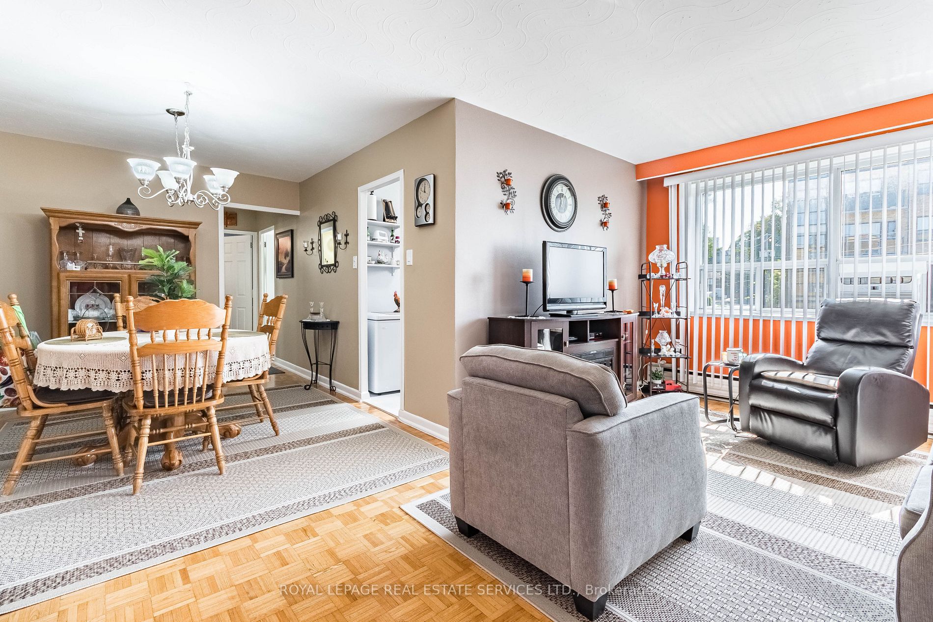 65 Cloverhill Rd