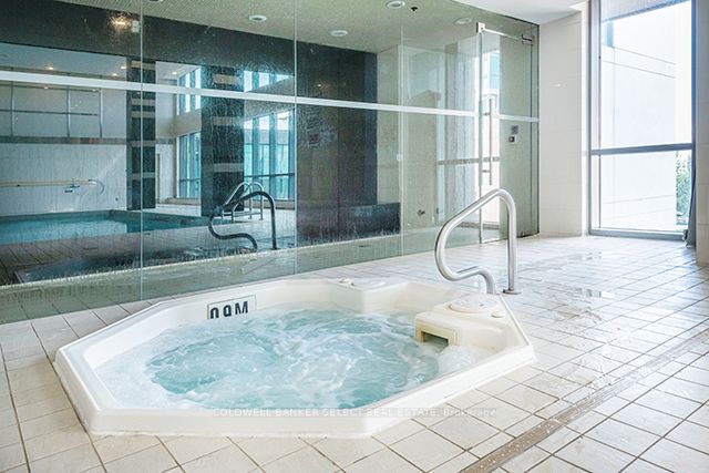 215 Sherway Gardens Rd, #1811