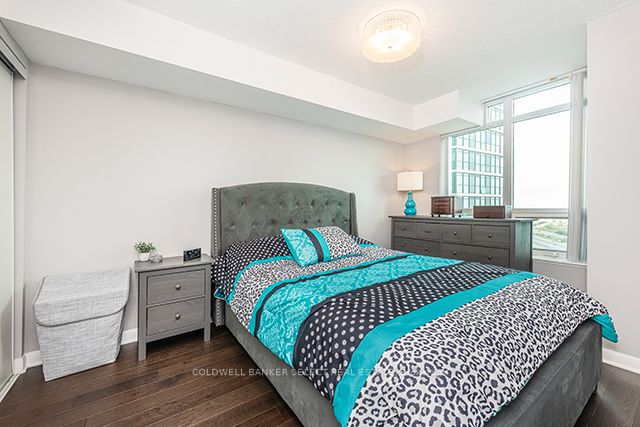 215 Sherway Gardens Rd, #1811