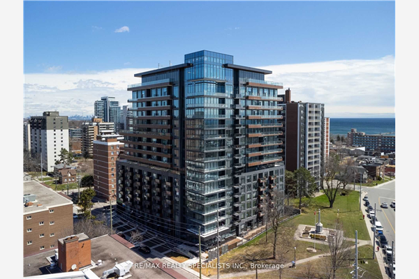 21 Park St E, Mississauga