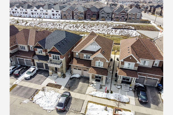 6 Abercrombie Cres, Brampton