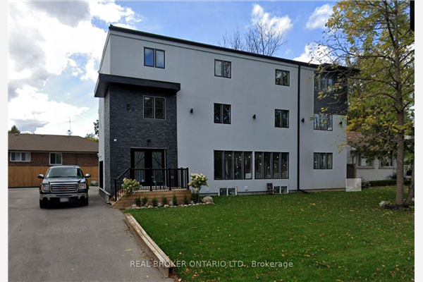 4 Martin Grove Rd W, Toronto