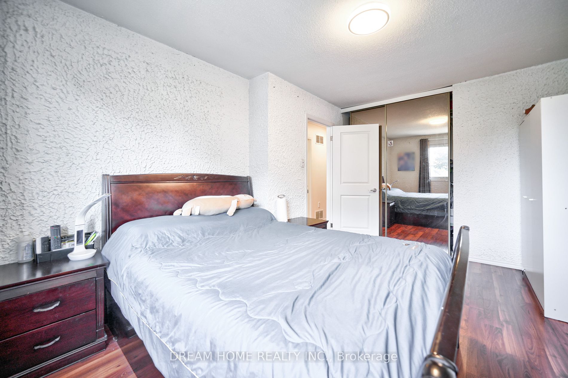 830 Stainton Dr, #3