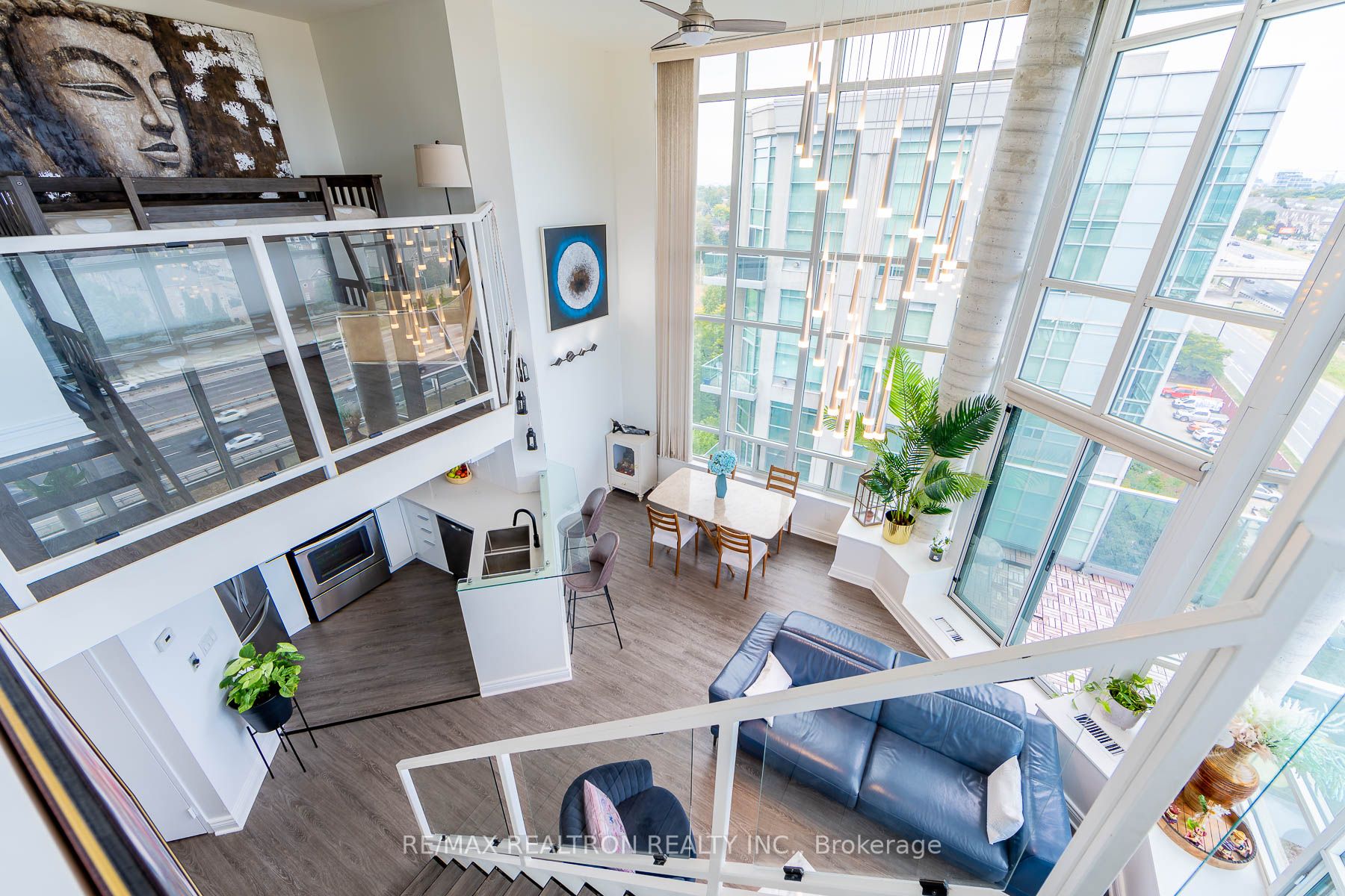 250 Manitoba Street, #616