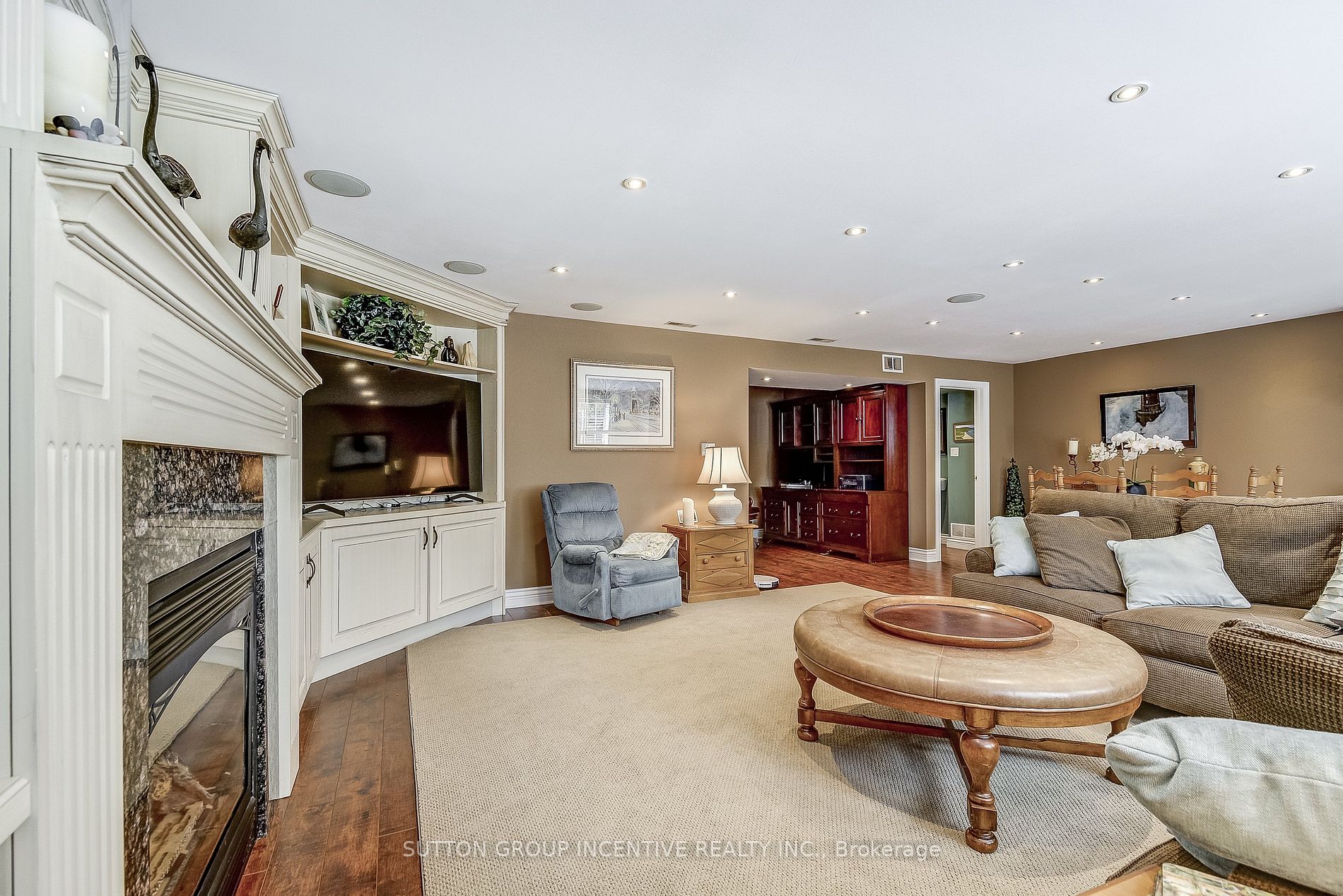 3116 Cardross Crt