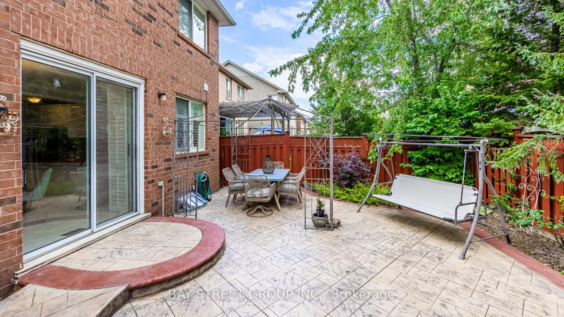 3806 Swiftdale Dr