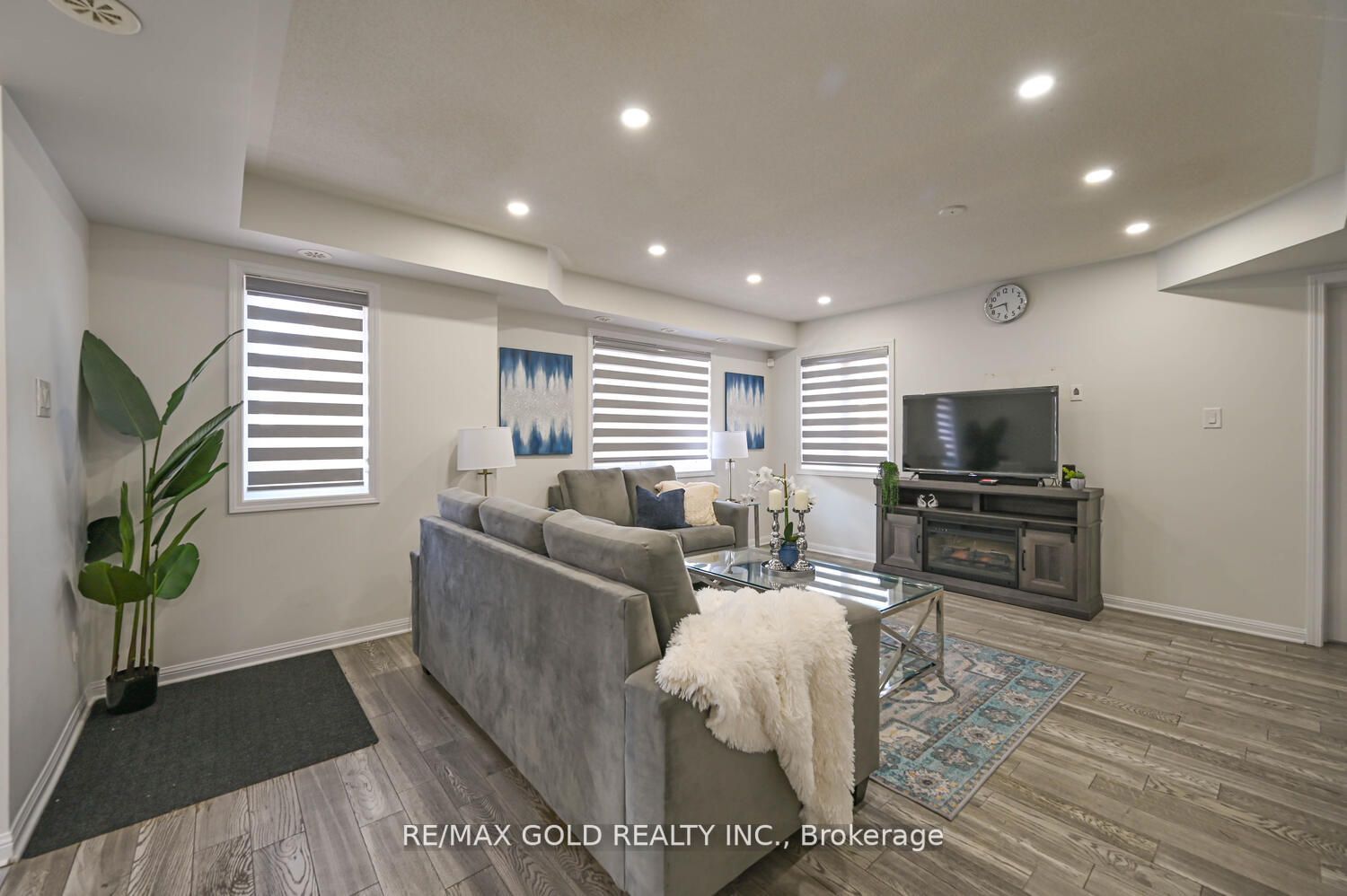 250 Sunny Meadow Boulevard, #196