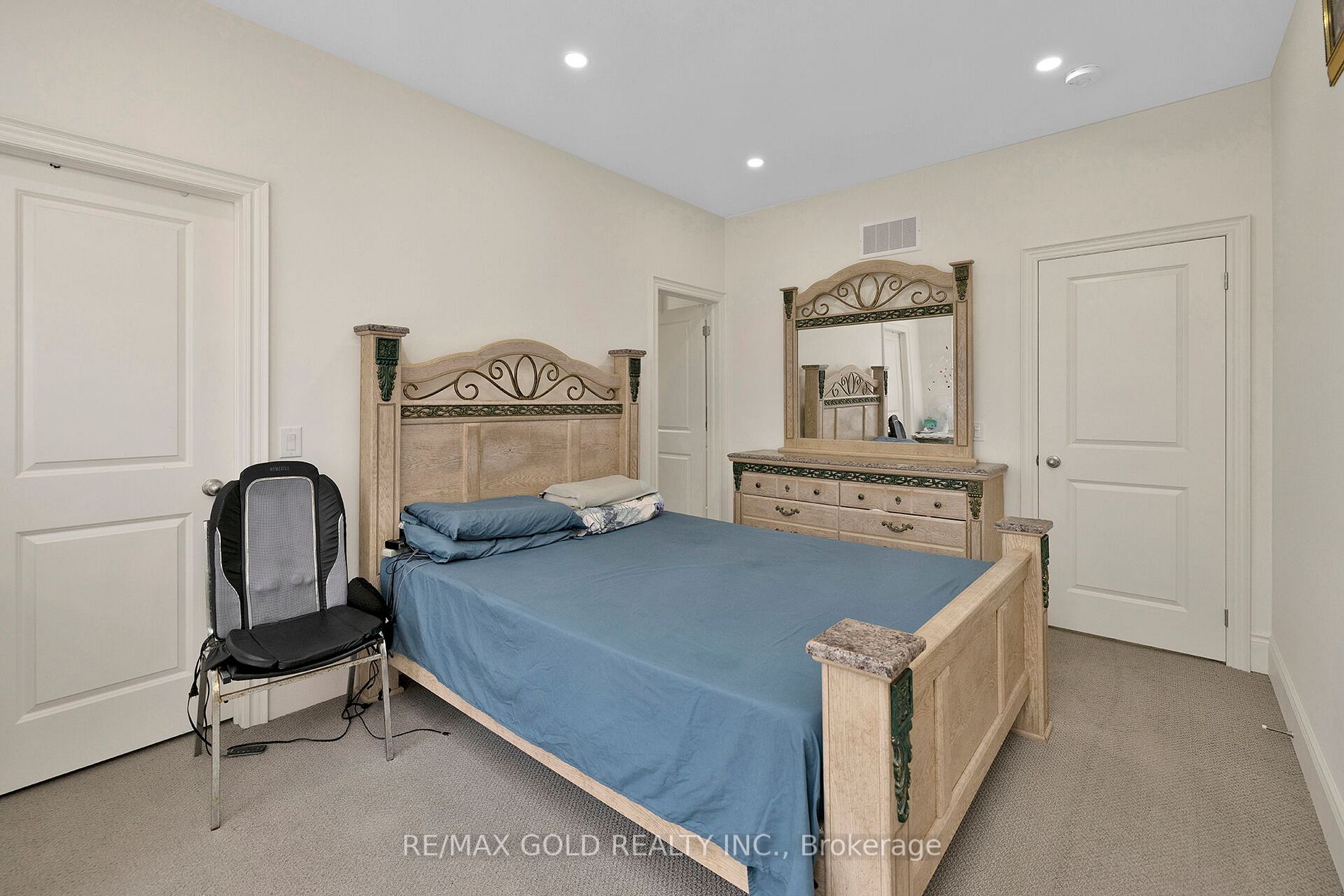 52 Elverton Cres