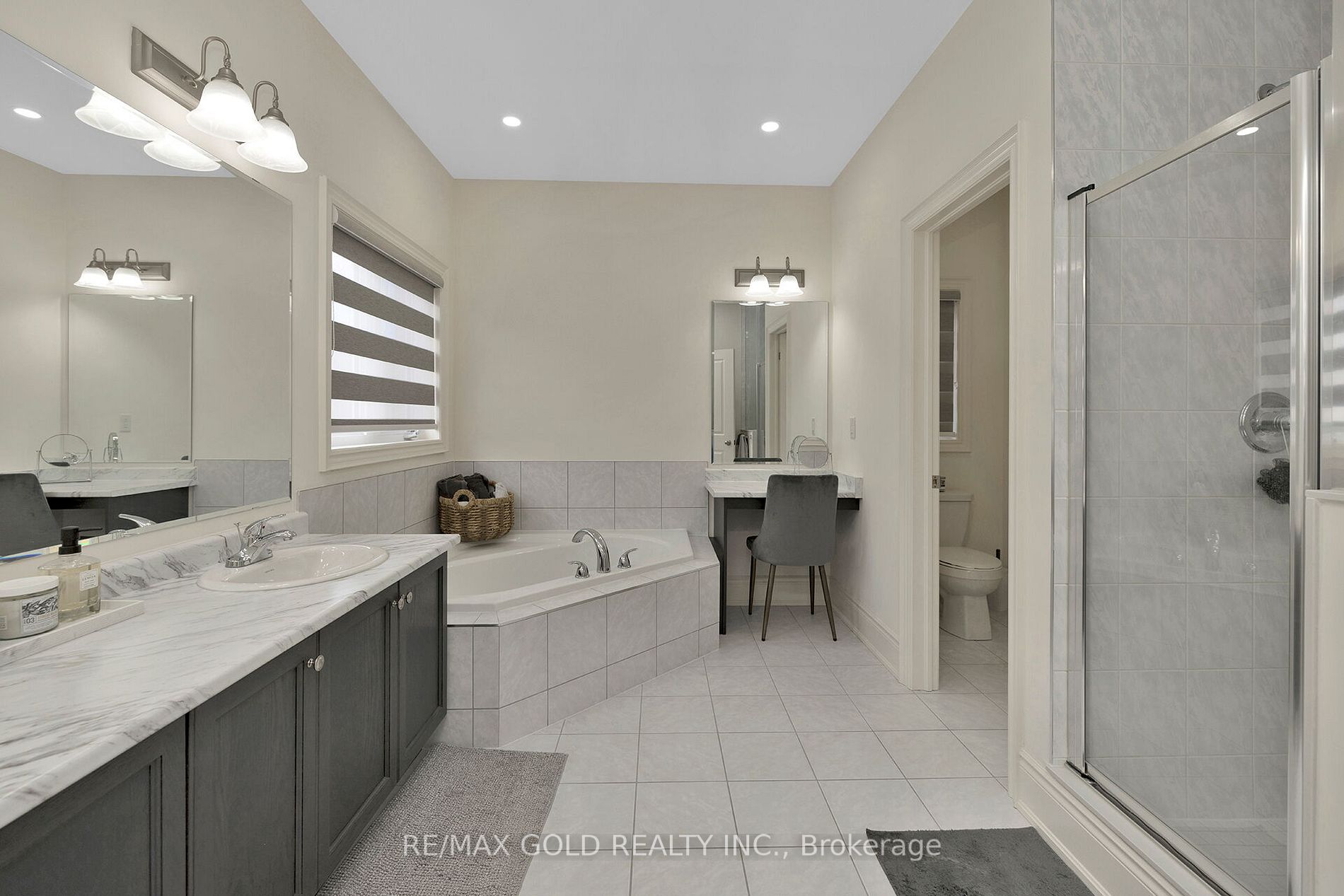 52 Elverton Cres