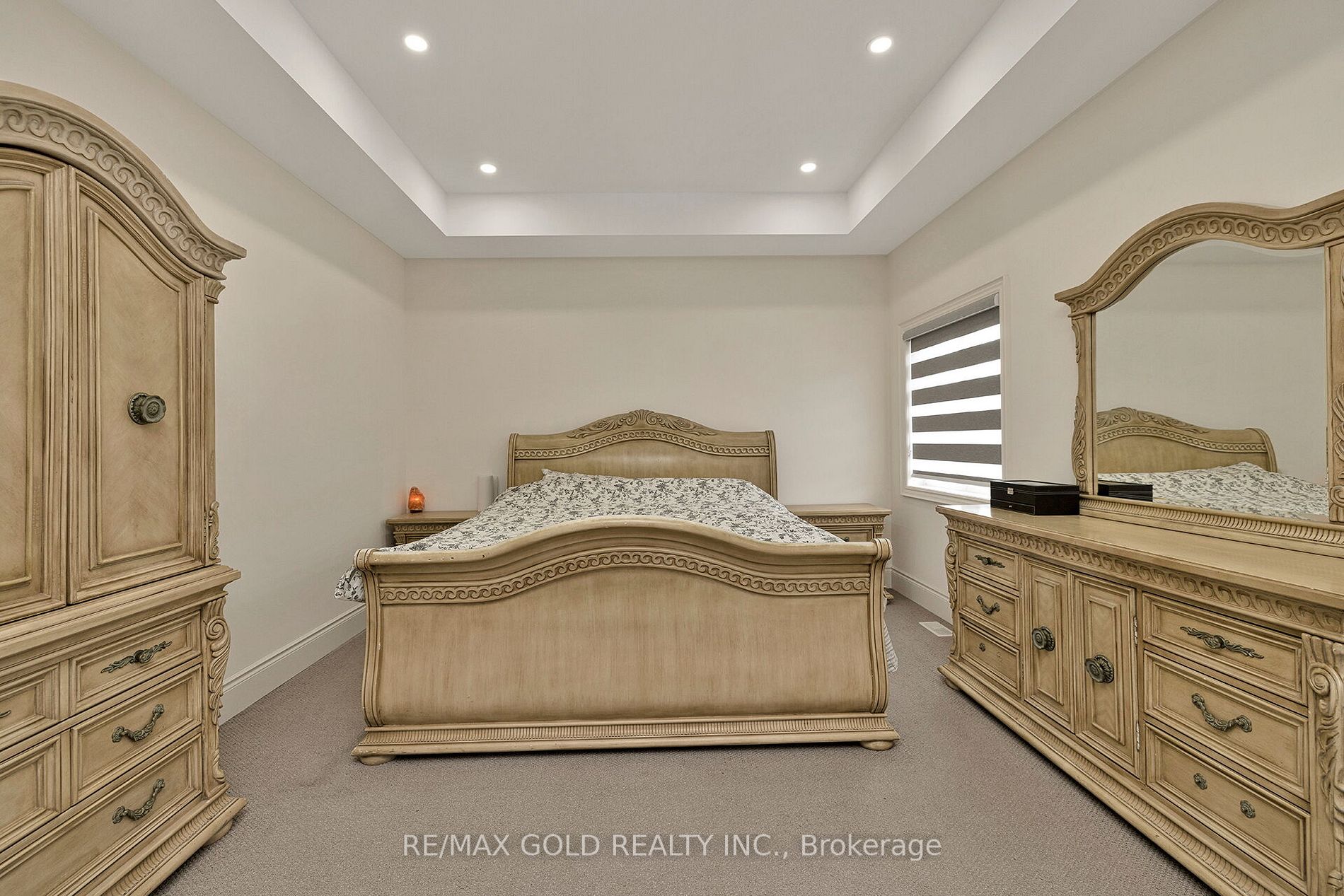 52 Elverton Cres