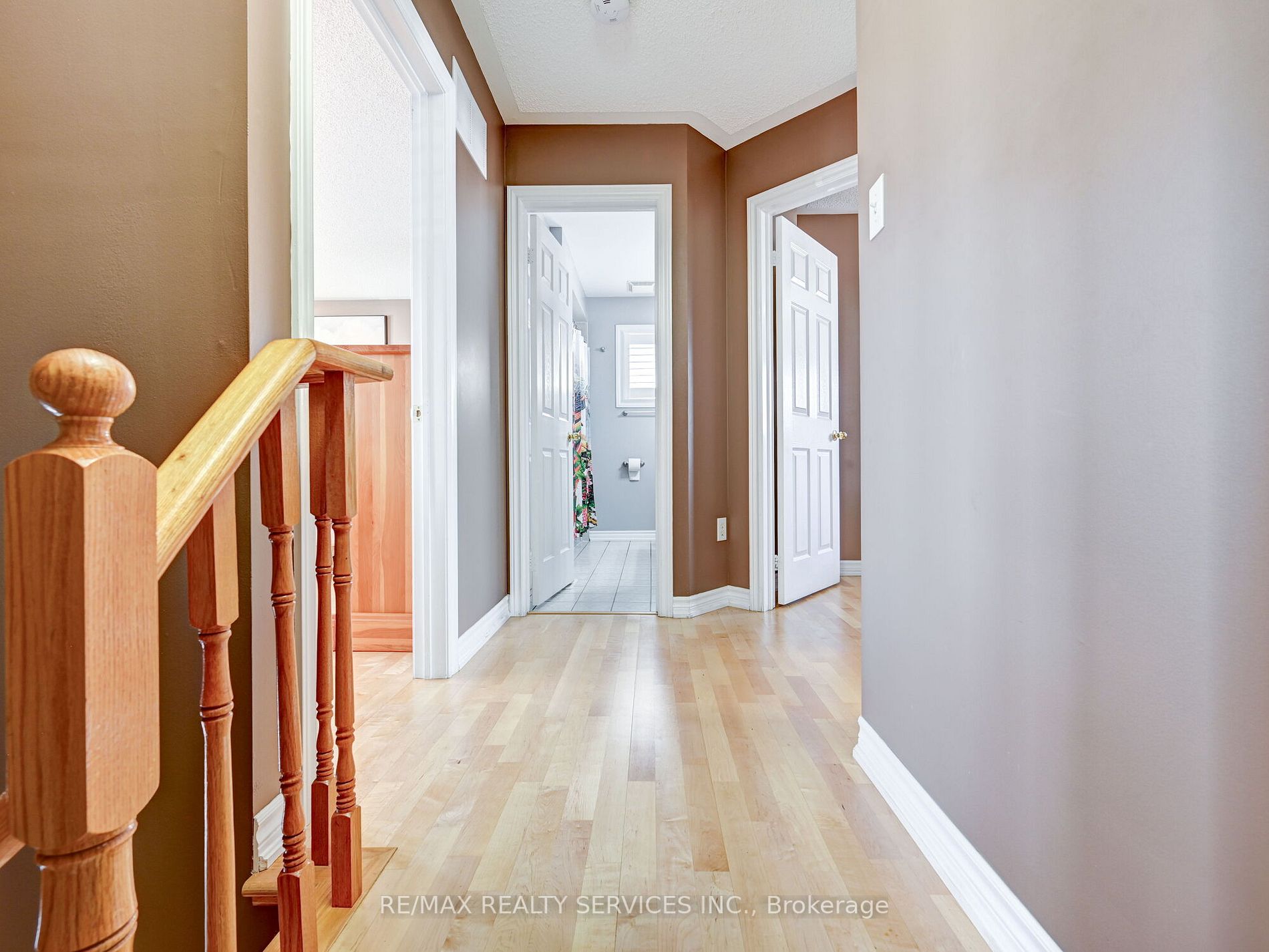 9 Earl Grey Cres