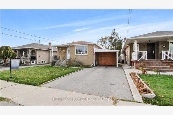 119 Gilley Rd, Toronto