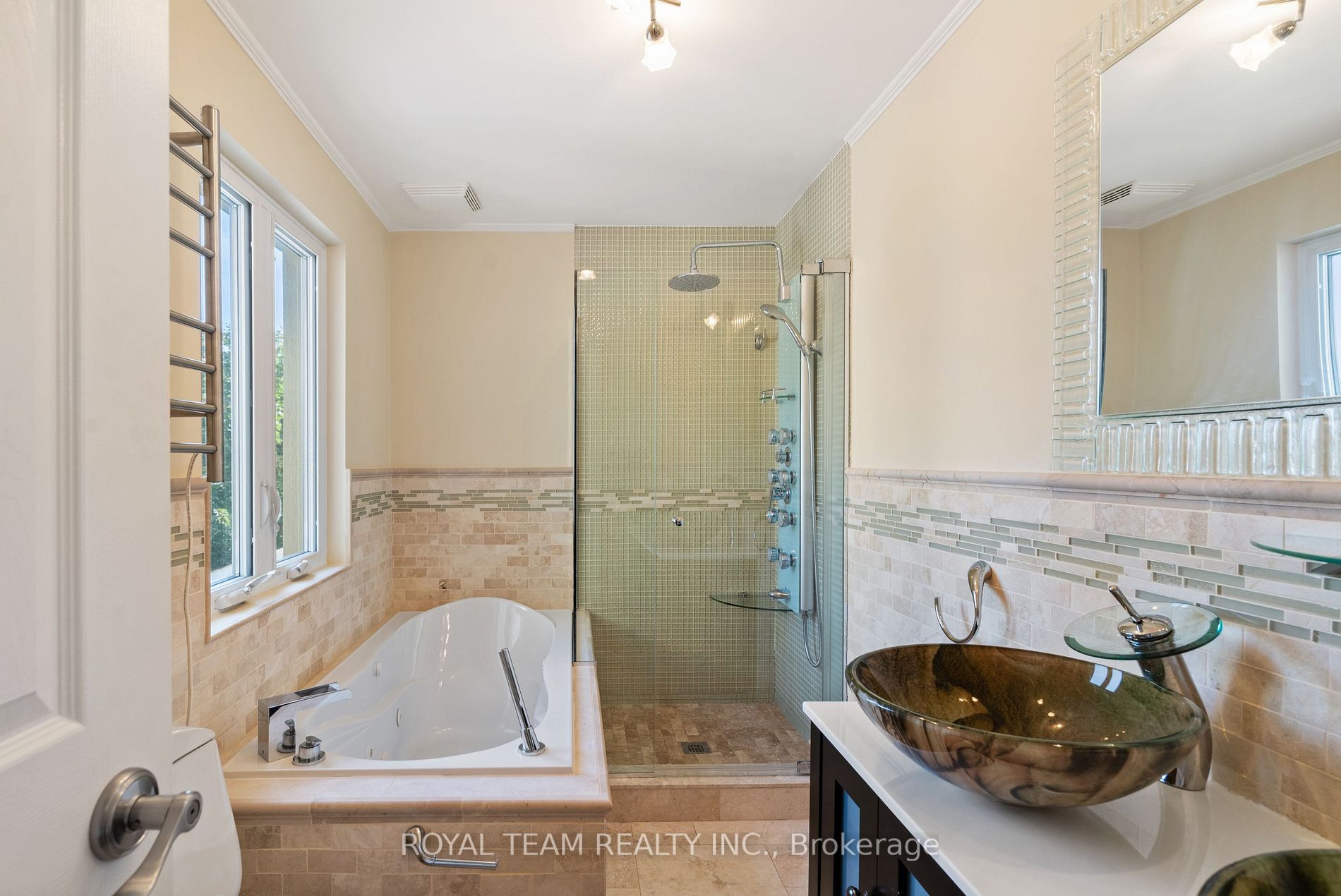 35 Glenmanor Drive