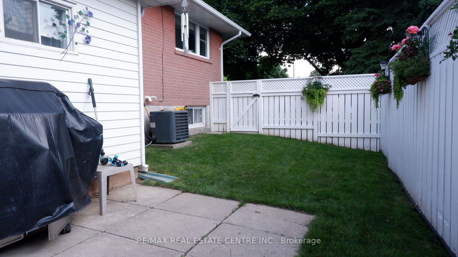 55 Mowbray Pl