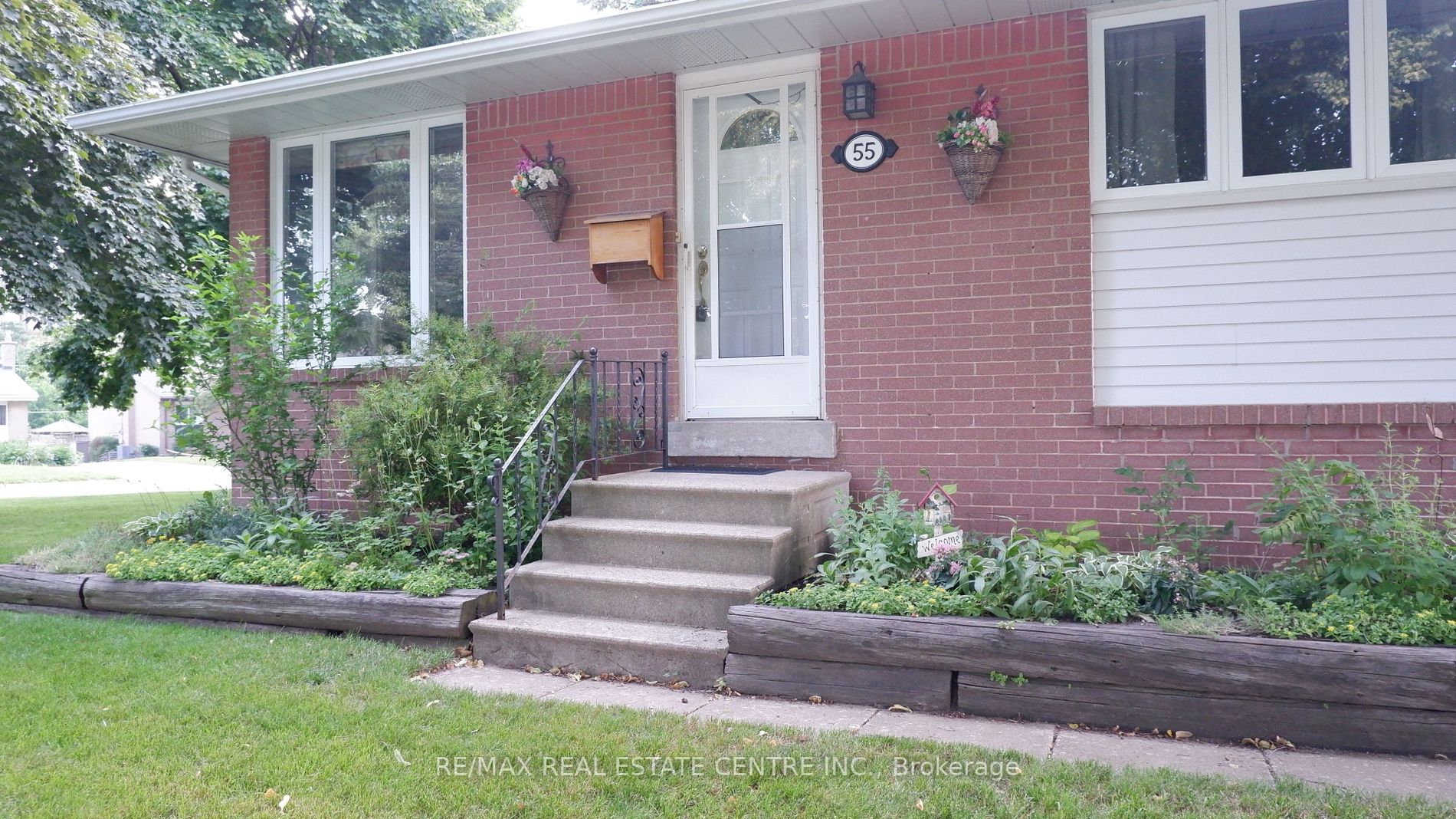 55 Mowbray Pl