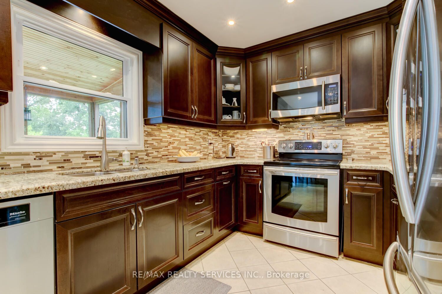 19 Burtree Dr
