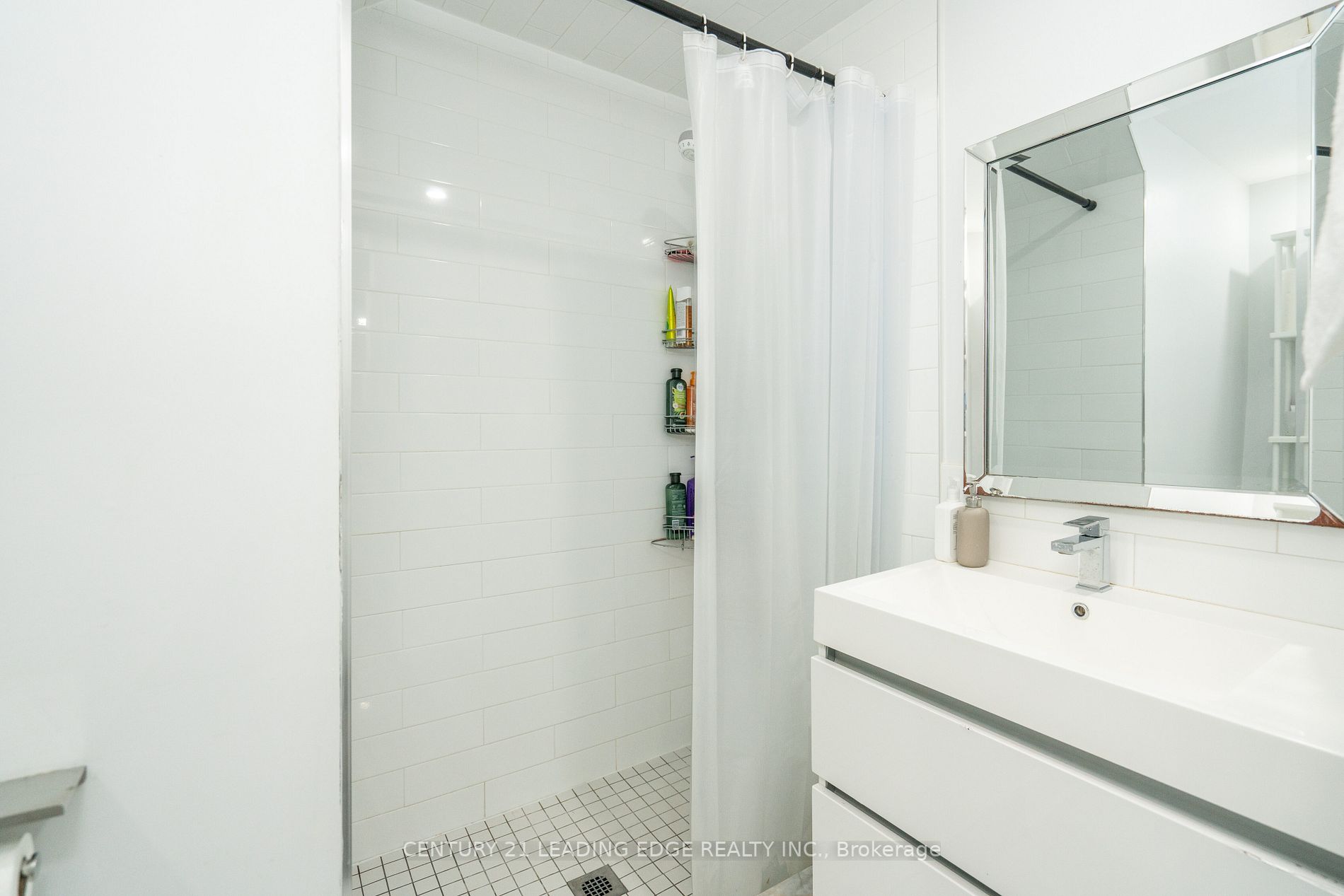 119 Madoc Dr