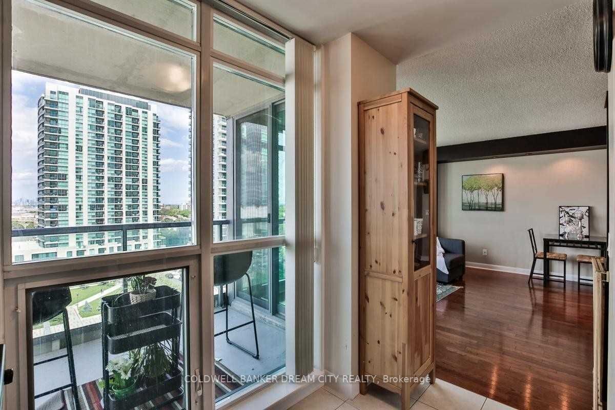 235 Sherway Gardens Rd, #1010