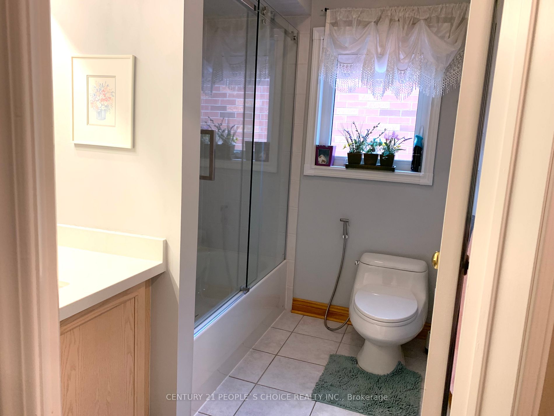 6 Sunley Cres