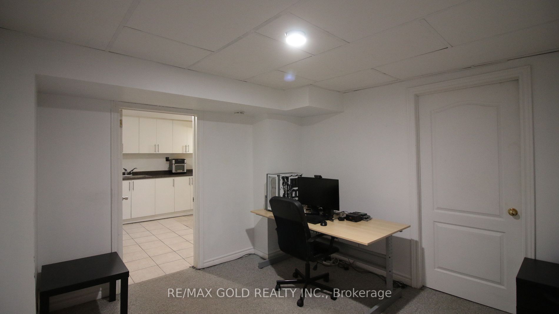 175 Kingswood Dr
