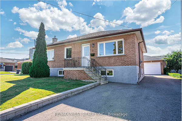 1 Dorsey Dr, Toronto