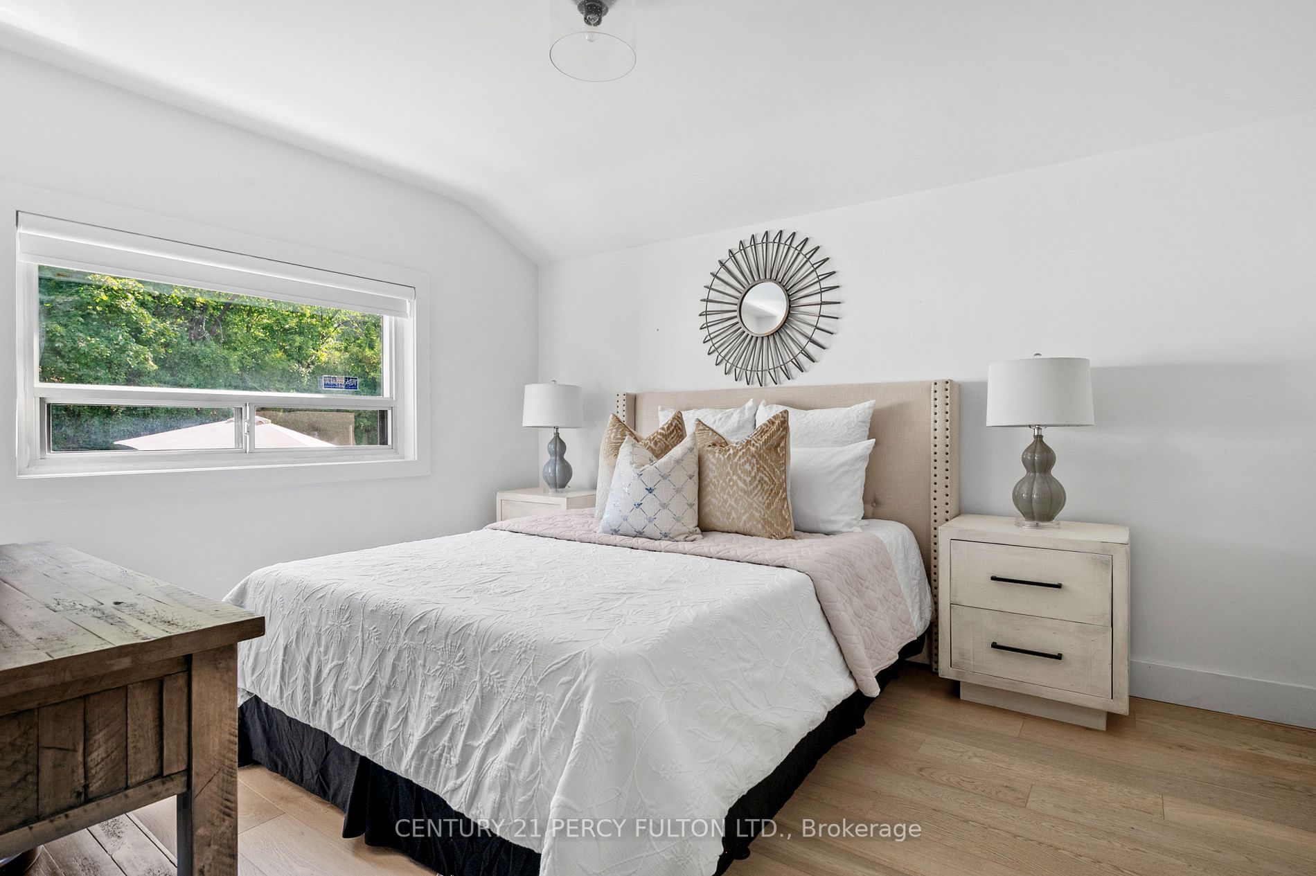 157 Inverdon Rd