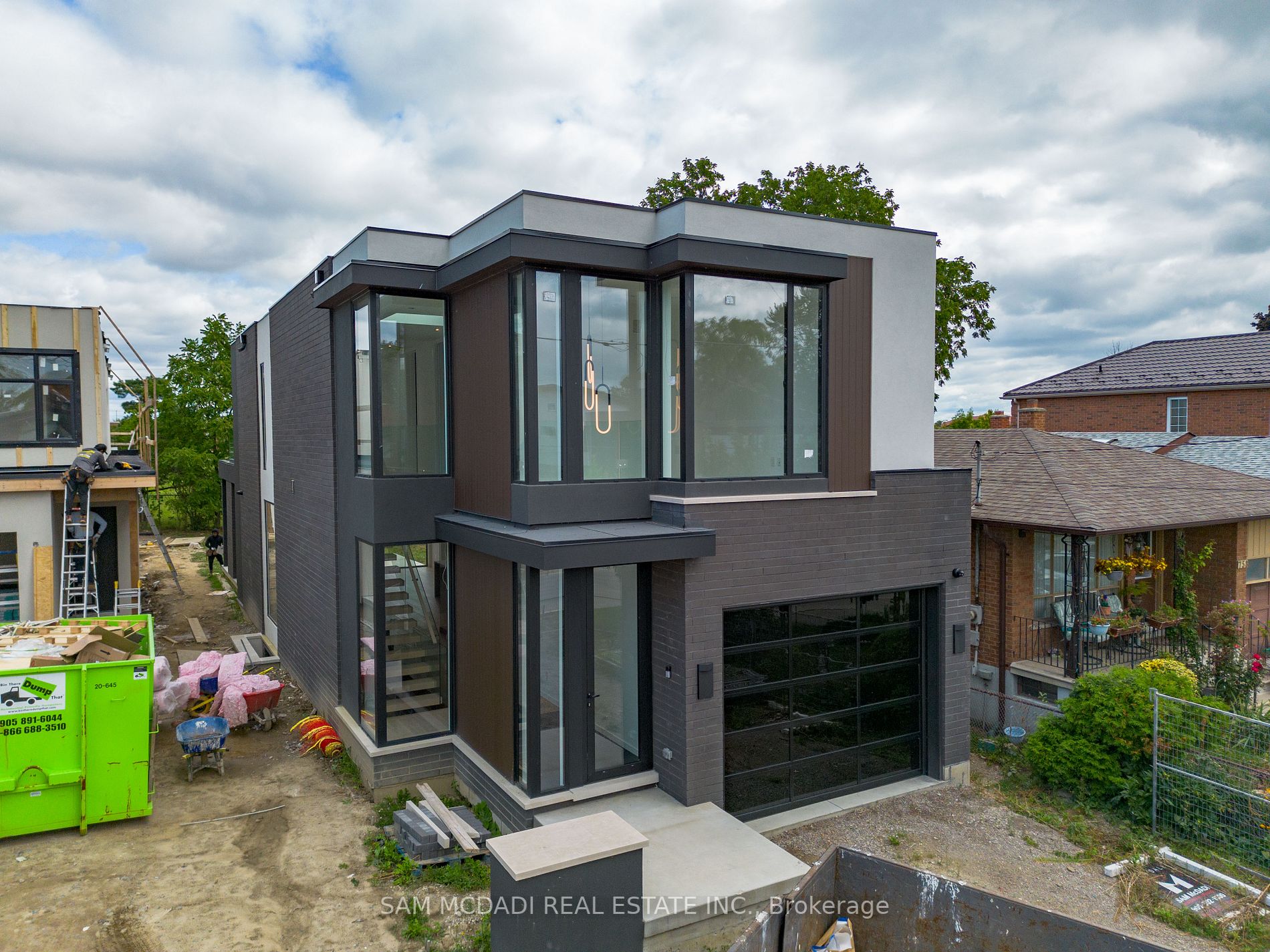 762 Montbeck Cres