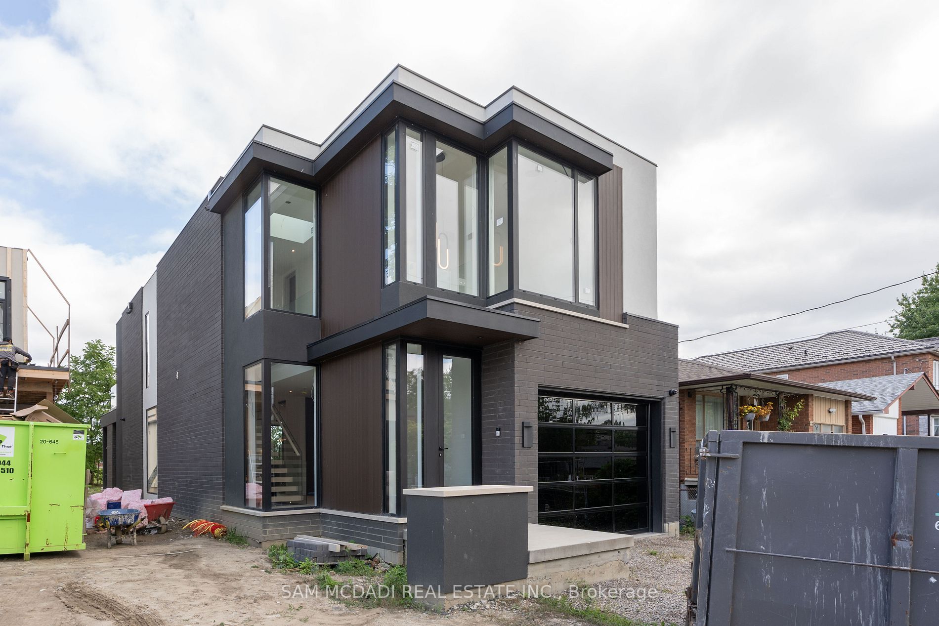 762 Montbeck Cres