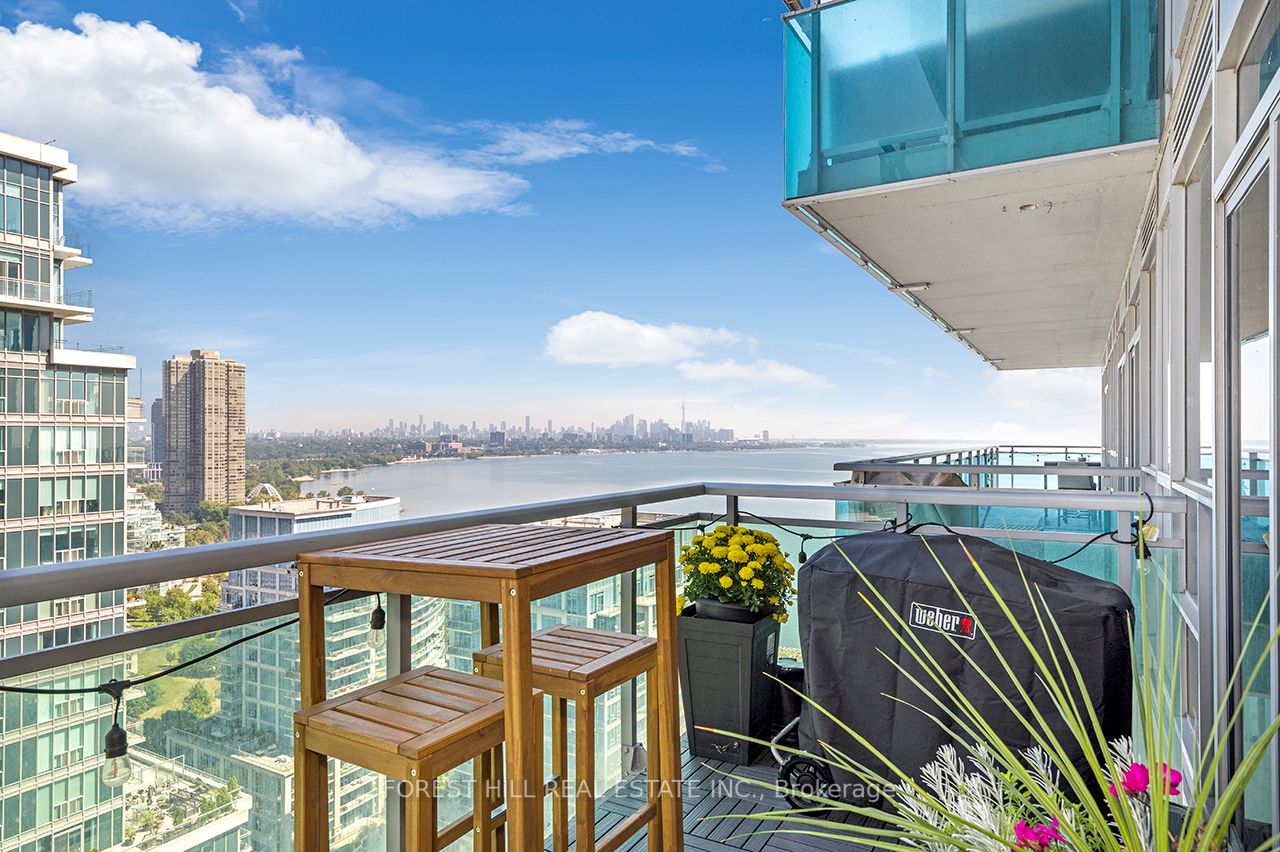 16 Brookers Lane, #2106